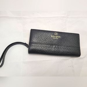 NWOT Kate spade wallet wristlet pebbled leather